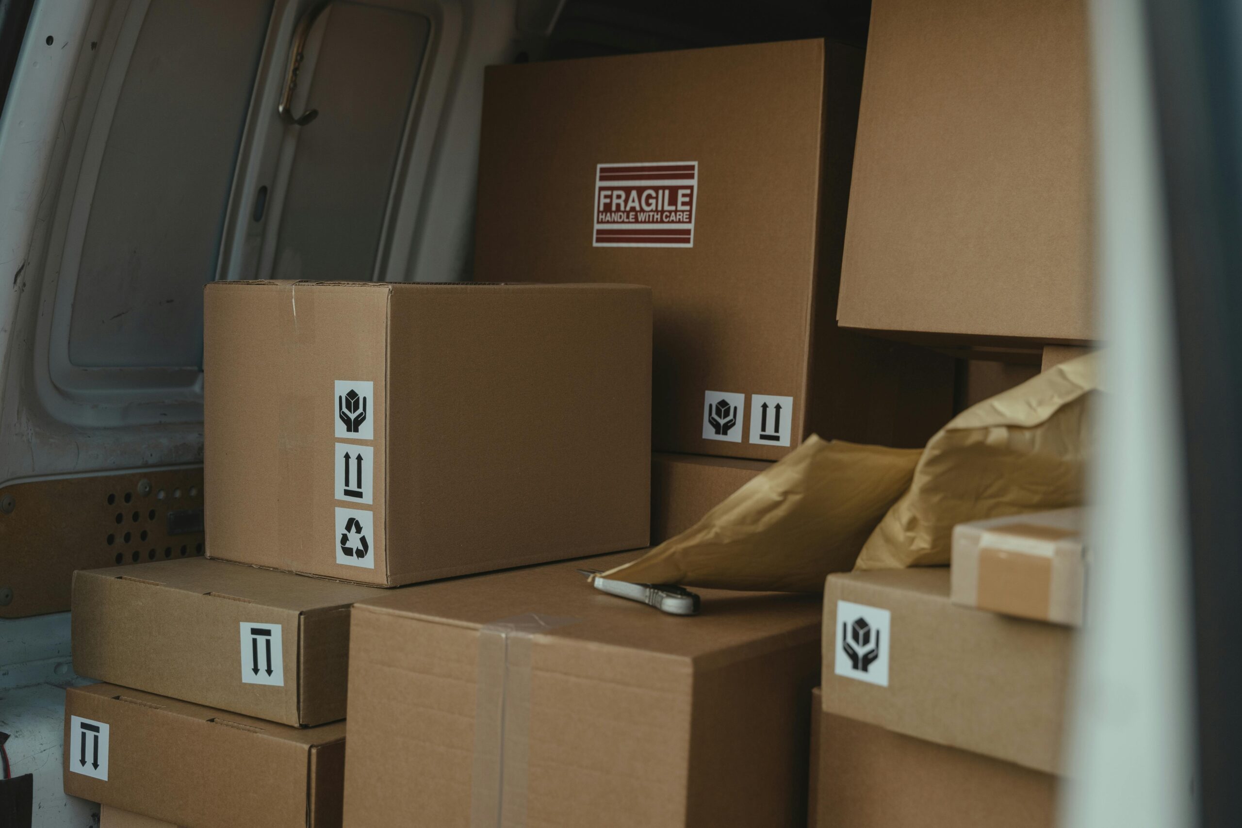 One Box, One Delivery: The Consolidated Shipping Challenge